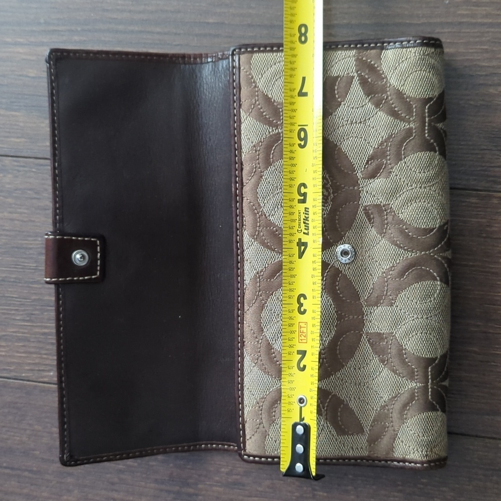 Coach Wallet - Picture 7 of 7